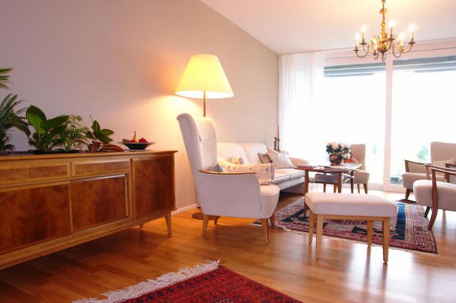 07 Wohnung Sicht Park Alte Möbel 2