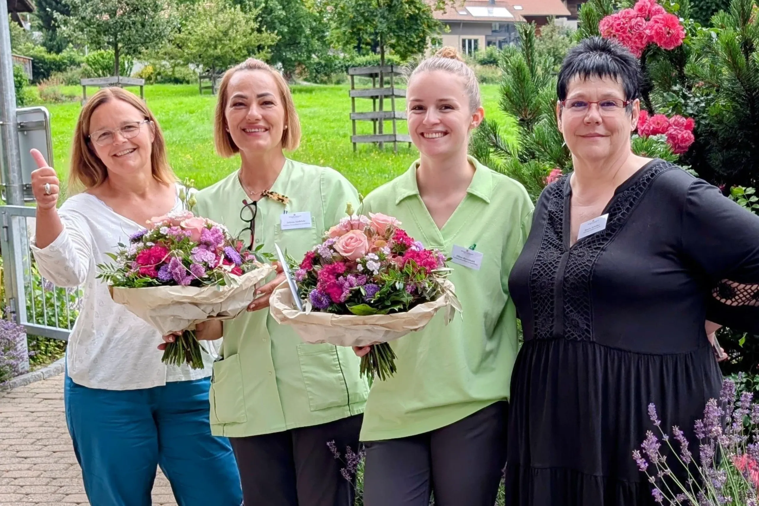 Blumen+zum+Lehrabschluss+2024