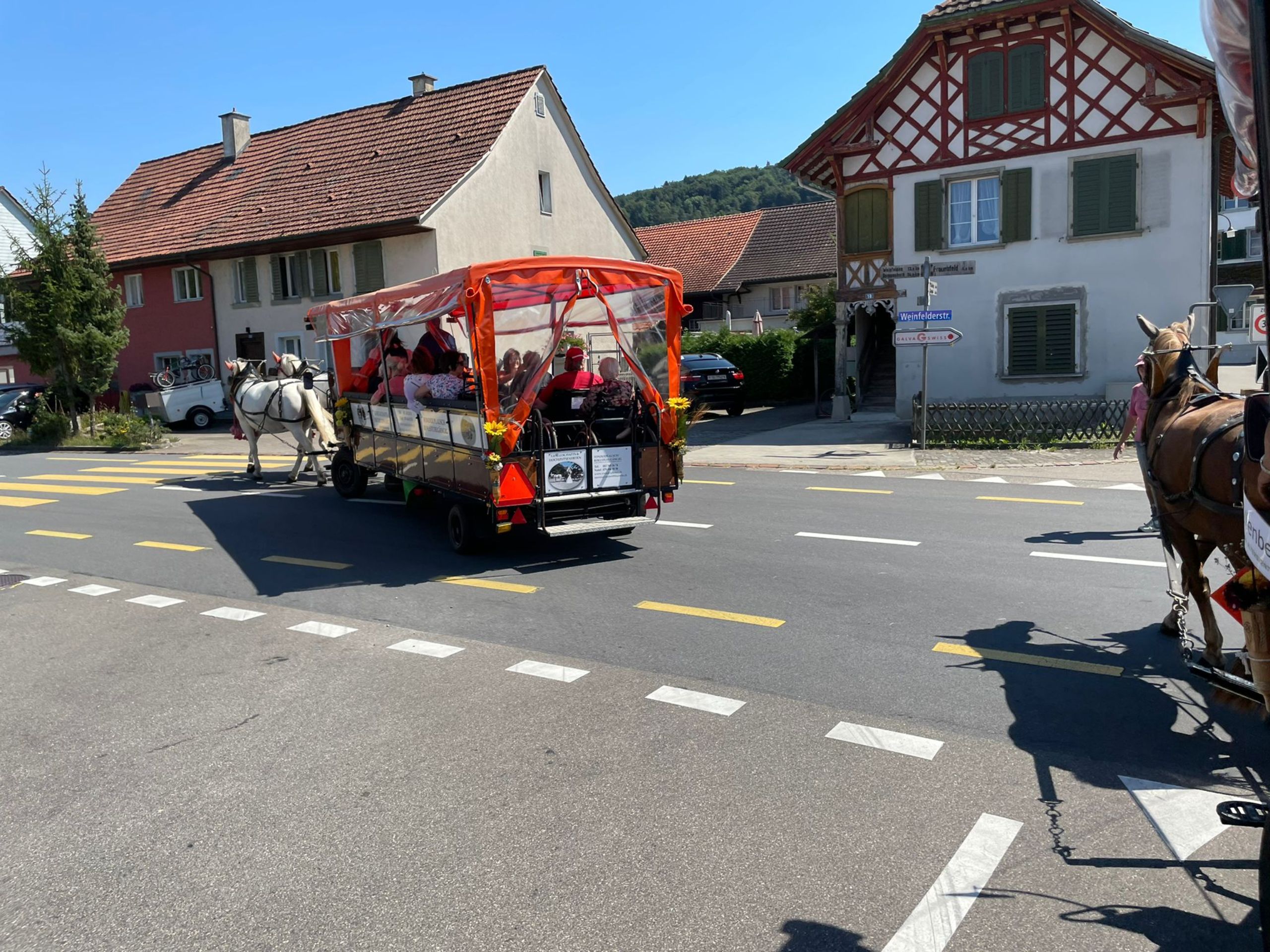 b4c6d3a0-137c-425e-a689-f31b478ef081