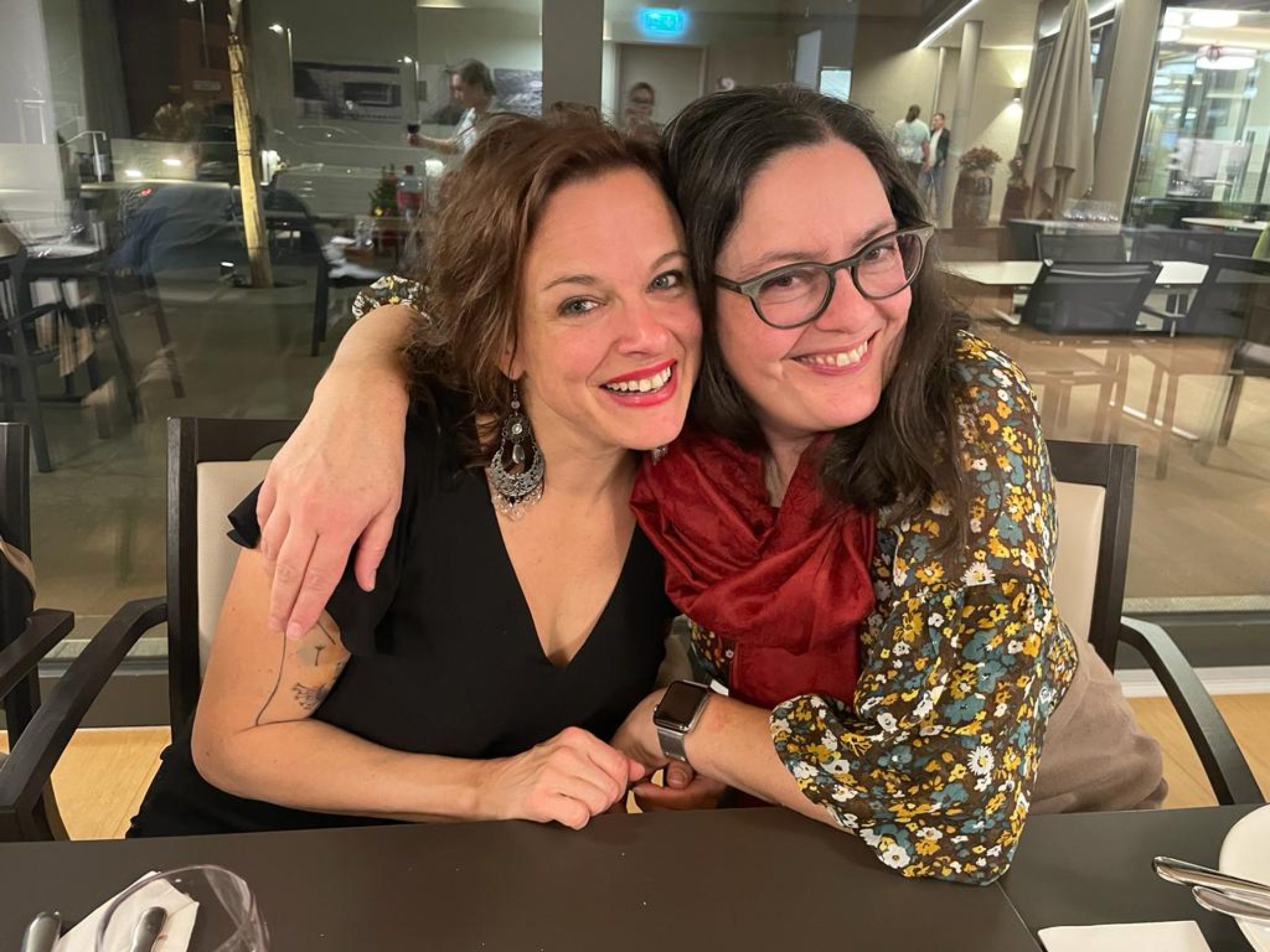 ded4b6d2-f68d-4edb-b56f-ef0abeedeb8c